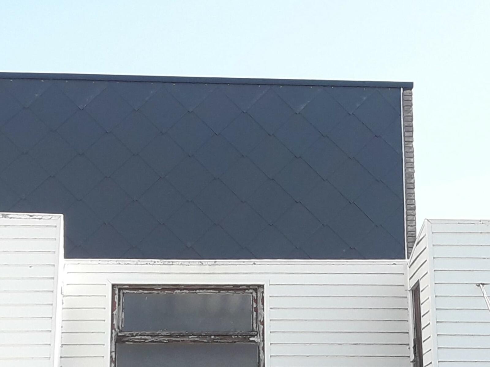 Gevelbekleding - Veldegem - zwarte ruitleien - u-therm wall dikte 12 - randafwerking lood