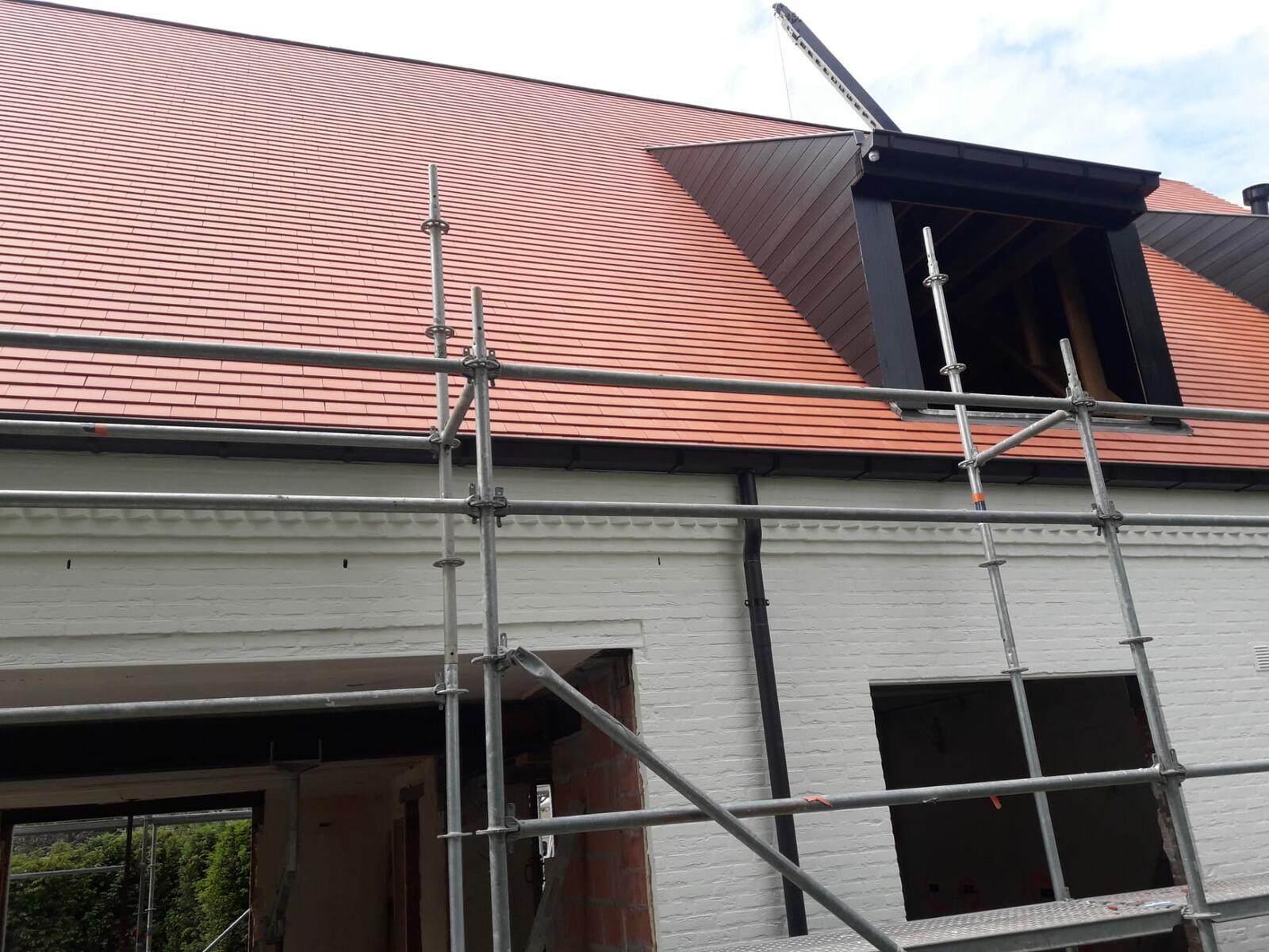 dddakwerken - renovatie - tegelpan 301 natuurrood