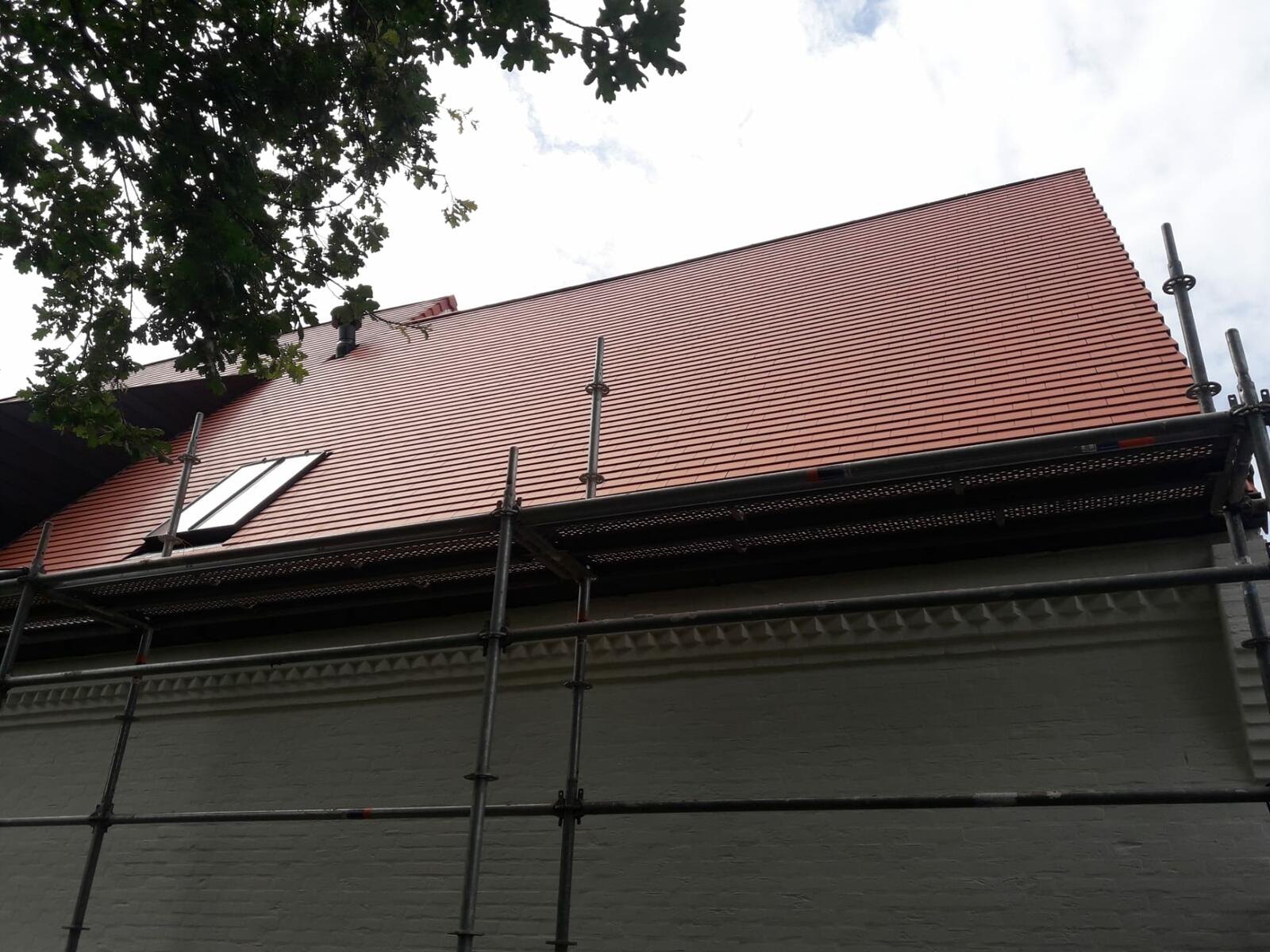 dddakwerken - renovatie - tegelpan 301 natuurrood