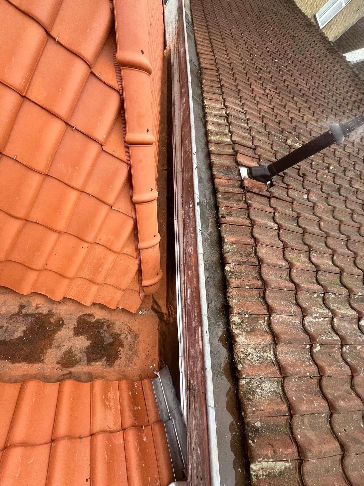 d-ddakwerken Tielt - Koramic Oude Pottelbergse pan 451 - Sarking - EPDM - plat dak