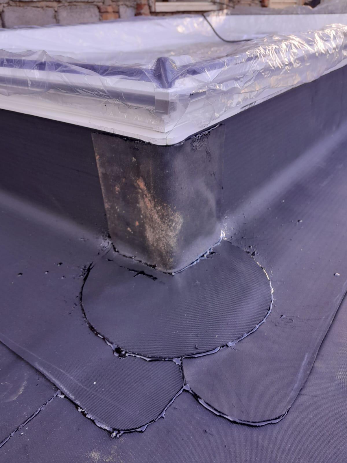 d-ddakwerken Tielt - platte daken - EPDM - Velux platdakvenster - Zwevegem