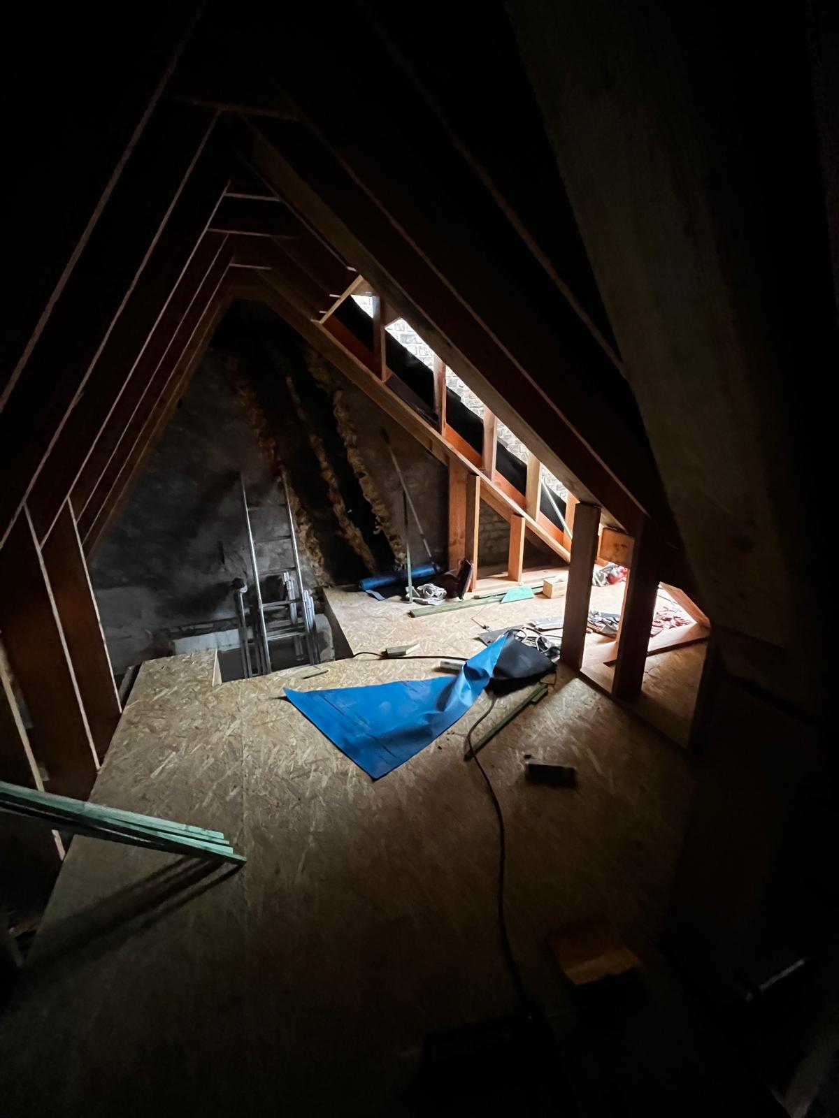 d-ddakwerken Tielt - kapconstructie - Velux - Koramic Vlaamse pan rood