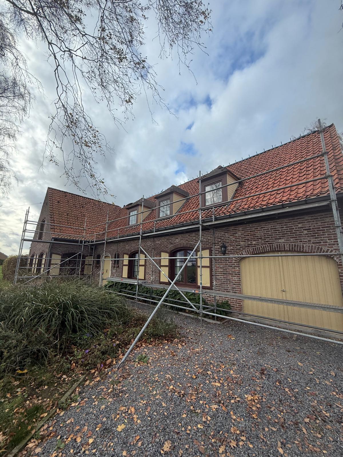 Renovatie met oude boomse pannen